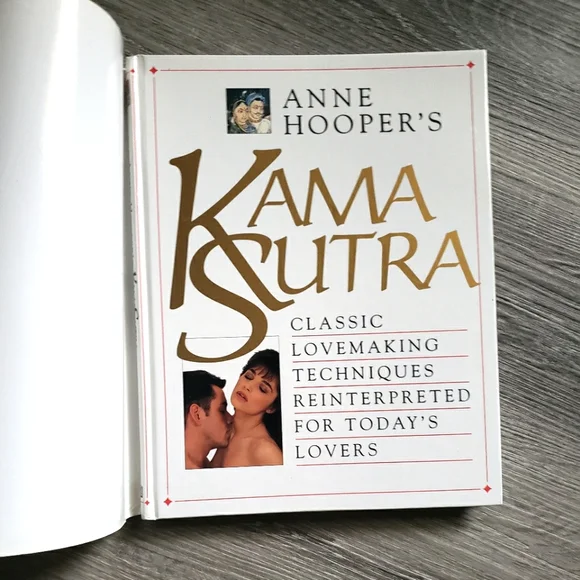 Anne Hooper's Kama Sutra - Picture 2 of 5